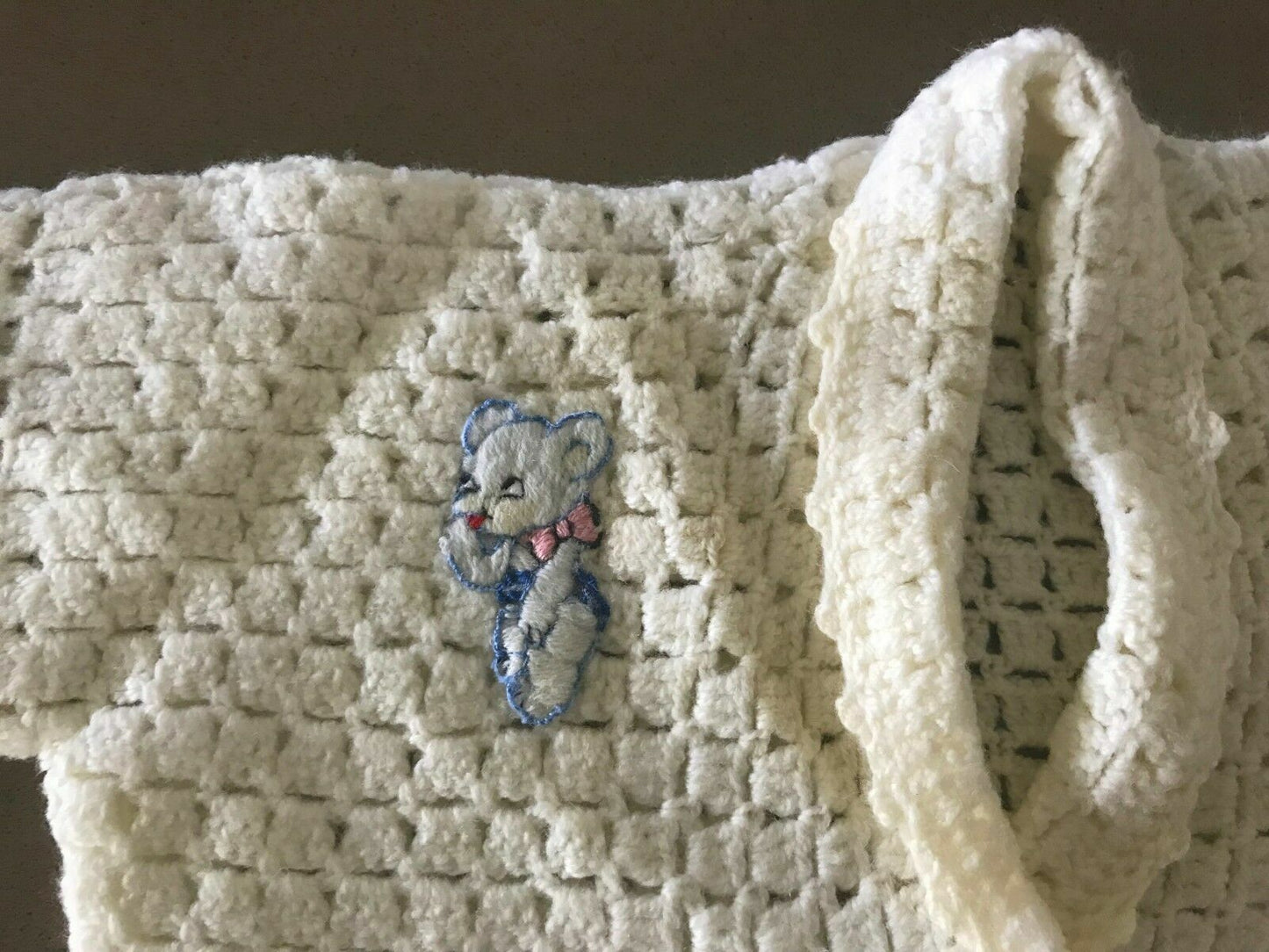 Cardigan w Teddy Bear Motif Vintage 1960's 1970's Hand Made Cream Knit - Newborn
