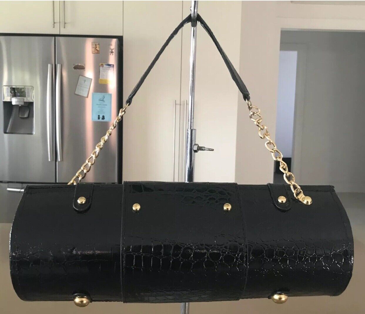 PICNIC AT ASCOT Wine Bottle Carrier Purse Corkscrew Black Pleather HardCase Croc