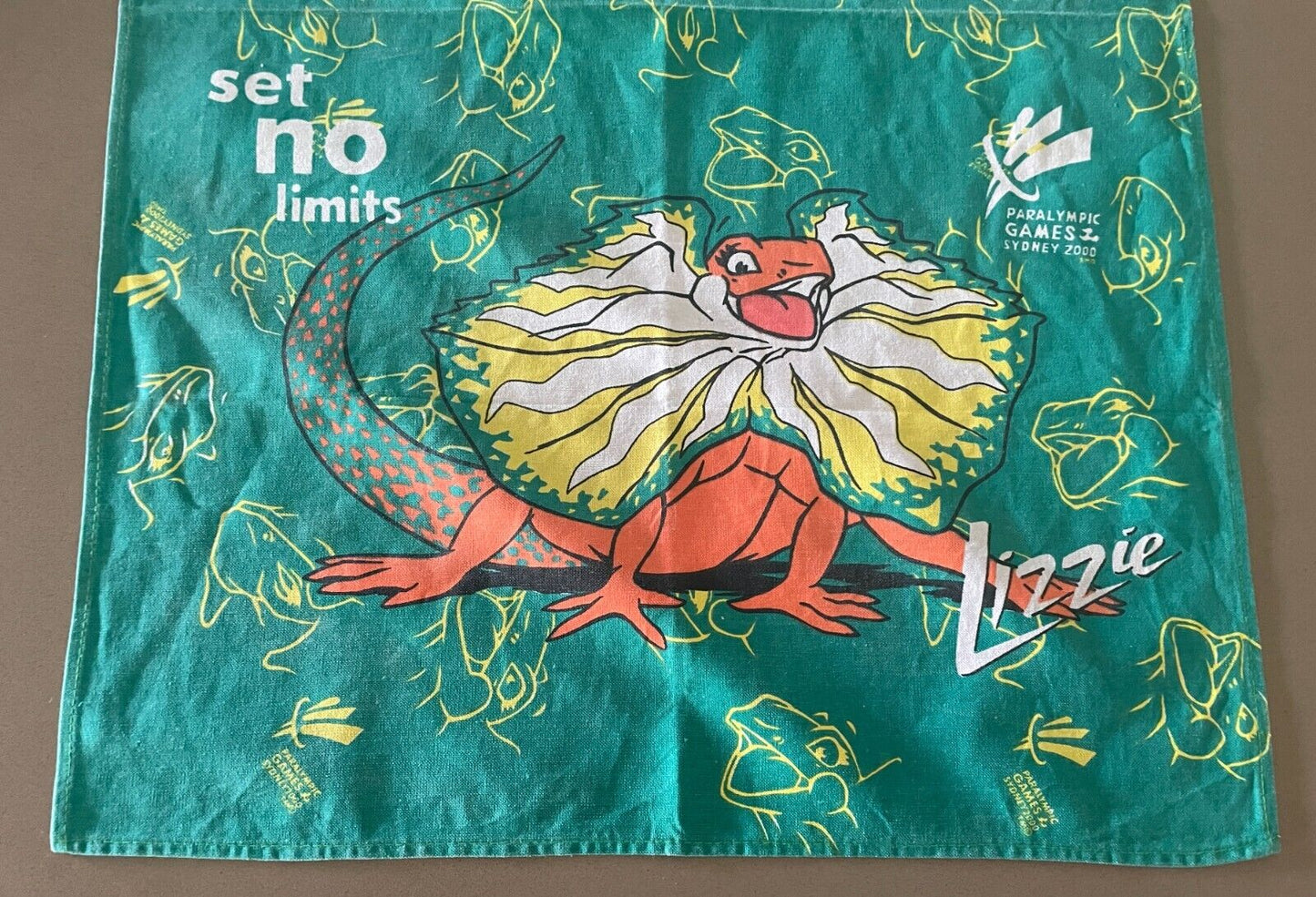 Vintage Tea Towel PARALYMPIC GAMES Sydney 2000 Lizzy Lizard Mascot Souvenir