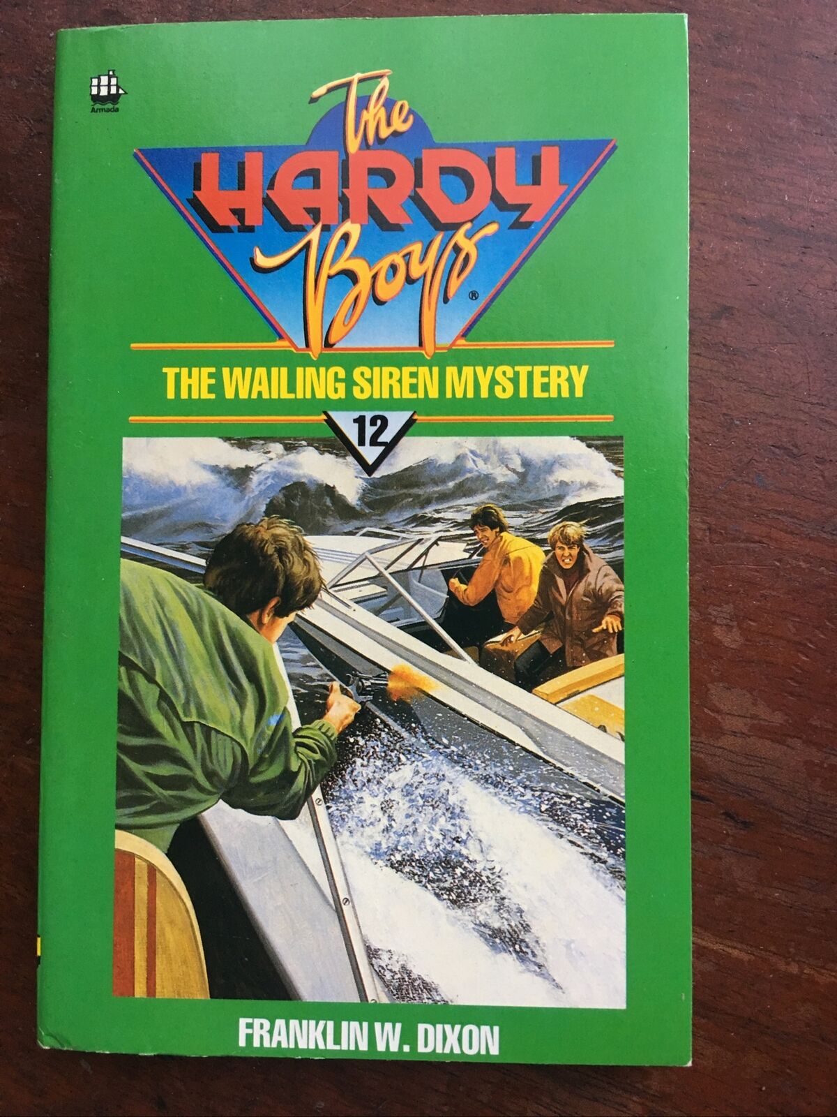 PB Book  THE WAILING SIREN MYSTERY #12 Franklin Dixon 1984 Mystery