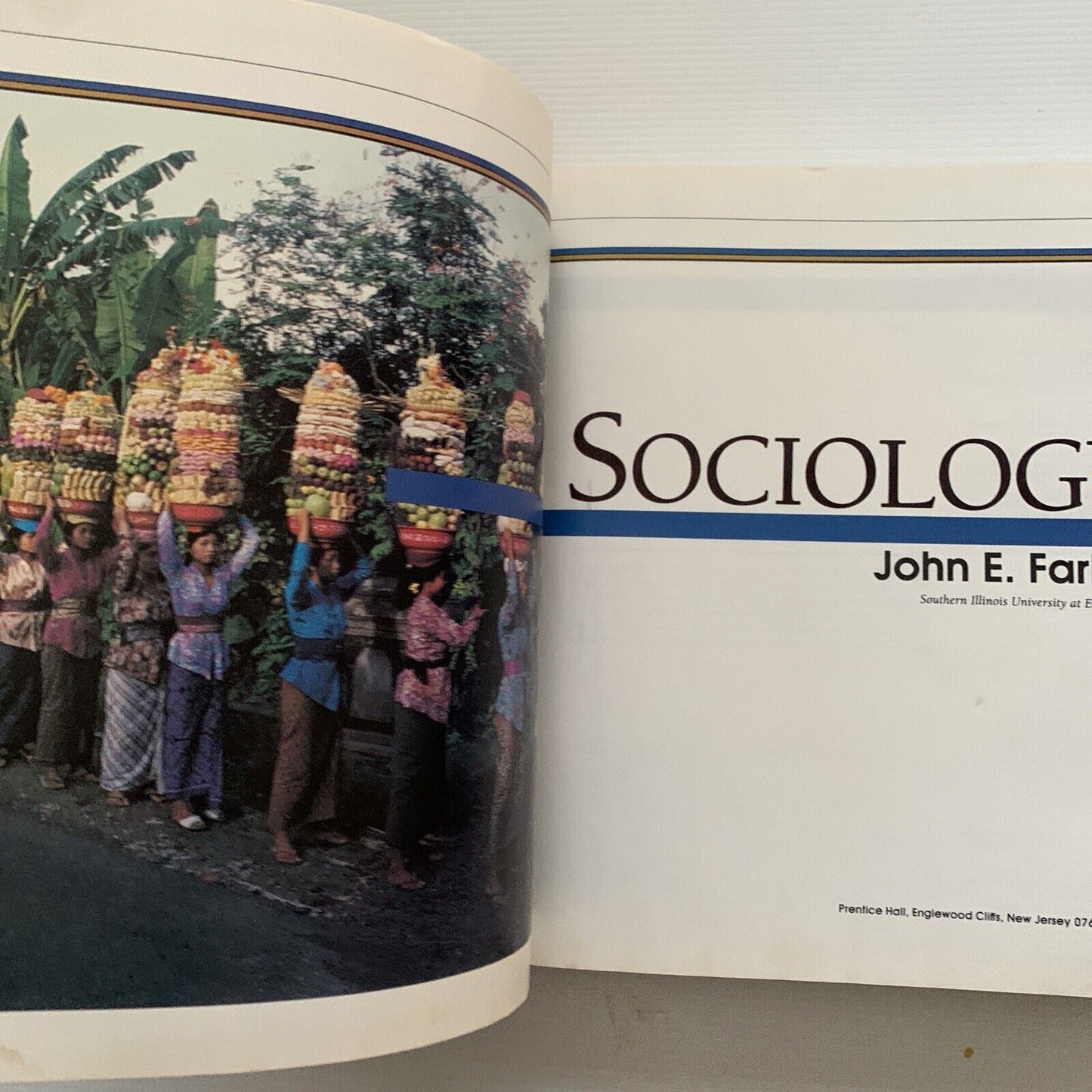 HC Book Sociology by John E Farley 1990 USA NEW w slight marks on first pages