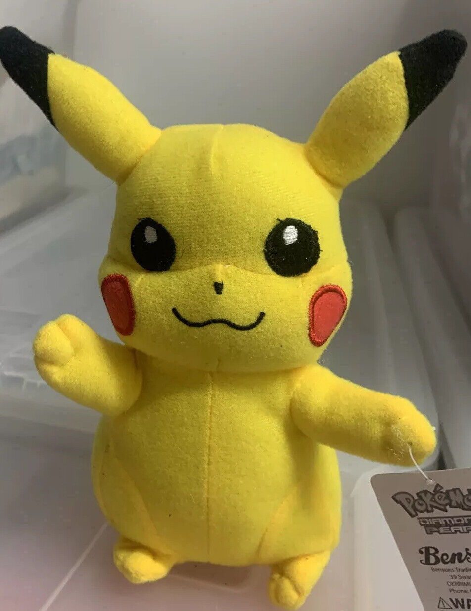 POKEMON PIKACHU Waving Plush Toy BENSONS NINTENDO  2008 POKÉMON NEW w Tags 20cm