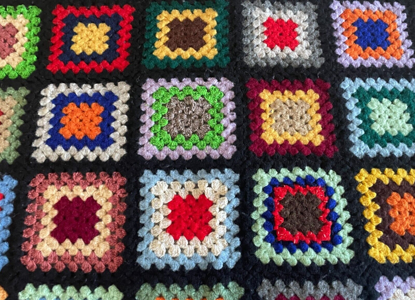 CROCHET BLANKET Granny 96 Squares Colourful Afghan Knit Bed Throw 223 x 148cm