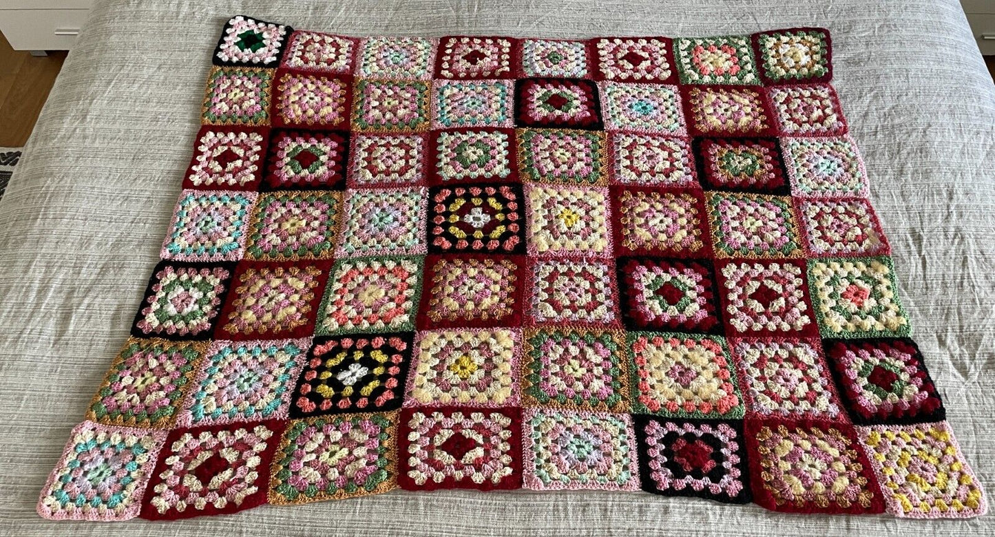 Handmade Granny Squares Crochet Blanket Multicoloured Knit Lap Rug 109 x 139cm
