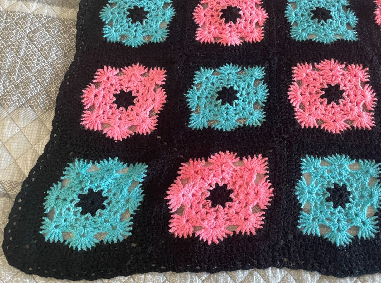 Handmade Granny Square Blanket Pink & Blue Knit Lap Rug Black Trim 129.5 x 87cm
