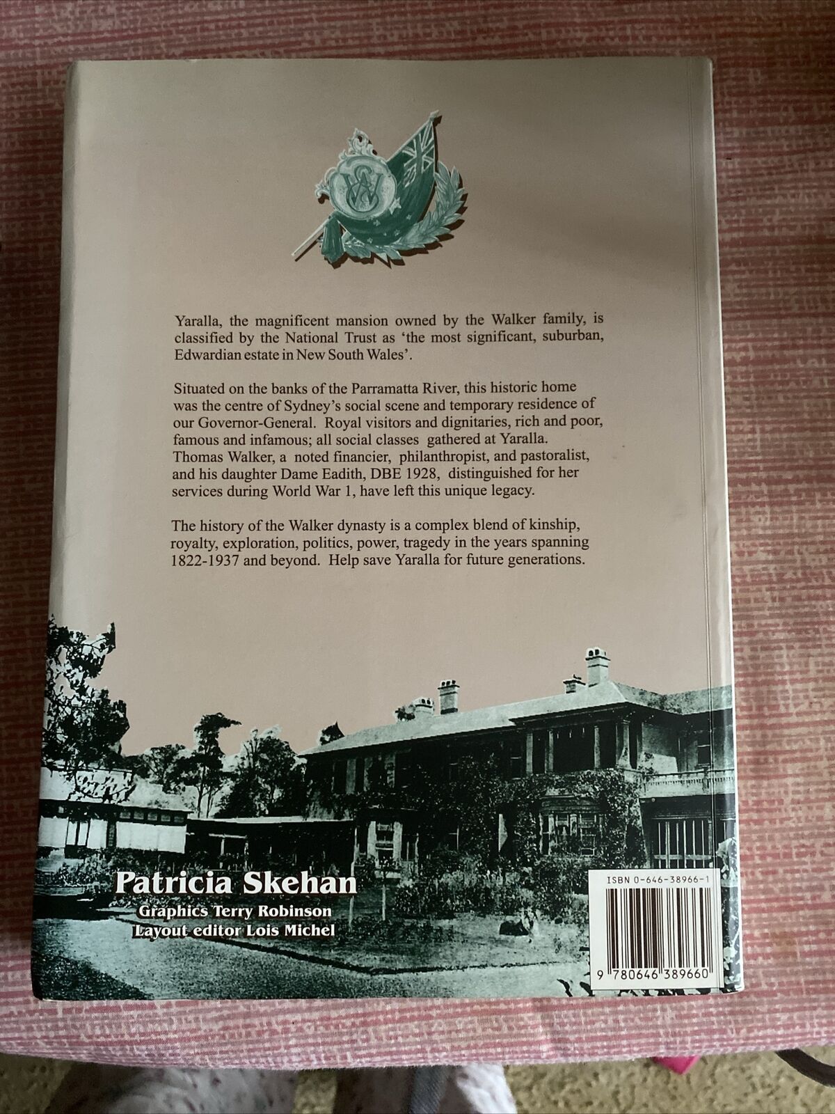 PATRICIA SKEHAN THE WALKERS OF YARALLA 2nd Edition Numbered 744/1000 Year 2000