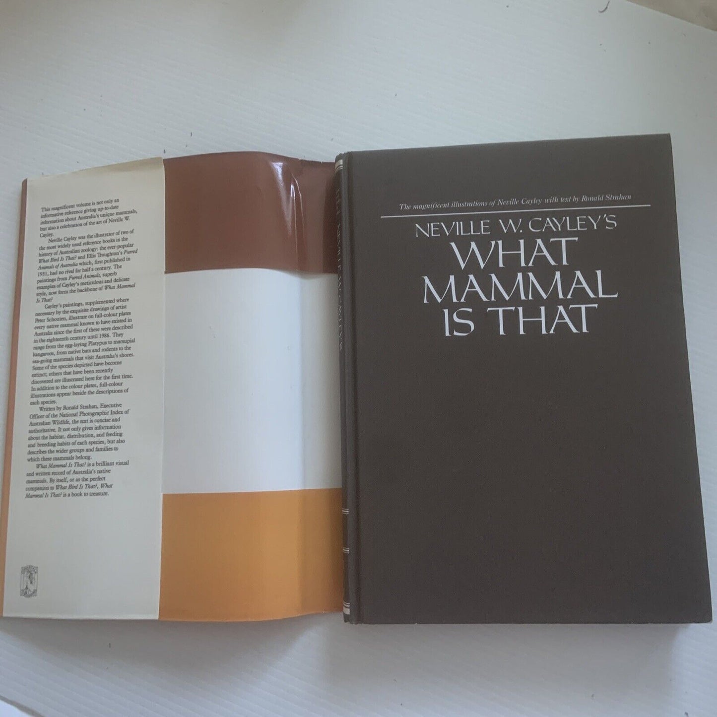 WHAT MAMMALS IS THAT ? Neville W Cayley's Large HC DJ  Illustrated 1987