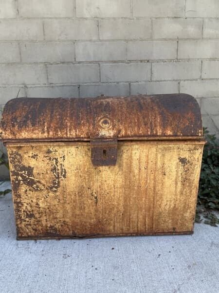 Metal  Trunk Treasure Chest Rustic Vintage Steel Military Toolbox 84cm