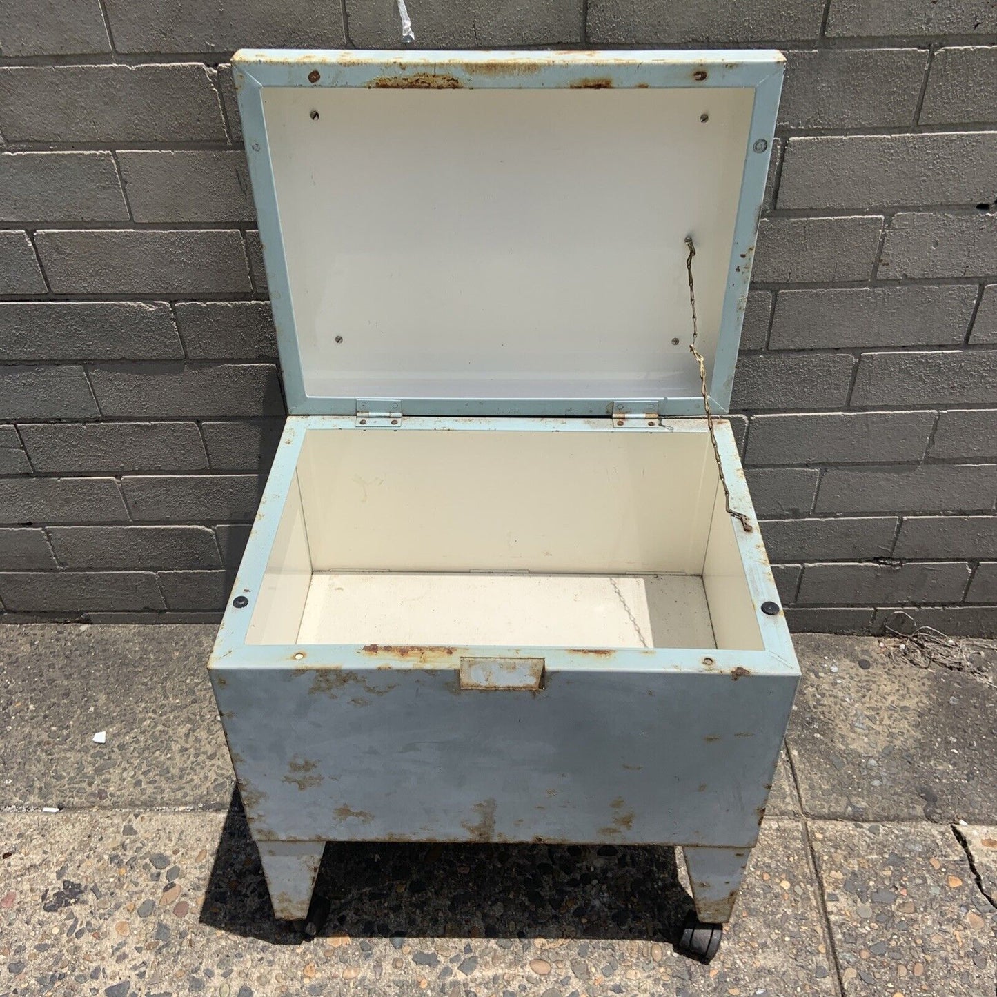 Rustic Vintage Metal Industrial Toolbox Toy Chest Strong Box Castors & Pad Seat