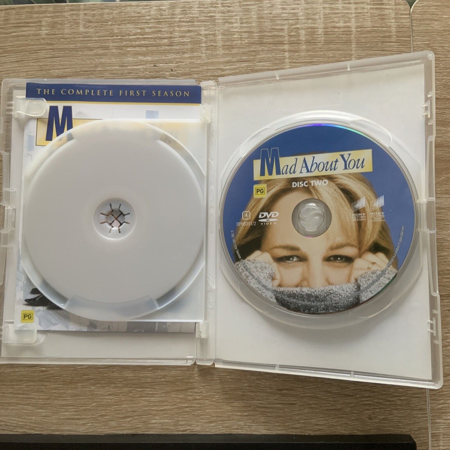2 Disc DVD MAD ABOUT YOU Complete First Season 1st 1  Paul Reiser Helen Hunt
