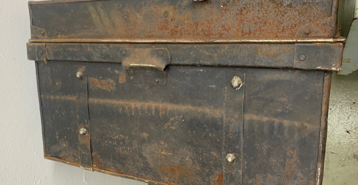 Metal Treasure Chest Trunk Rustic Vintage 84cm Steel Military Toolbox