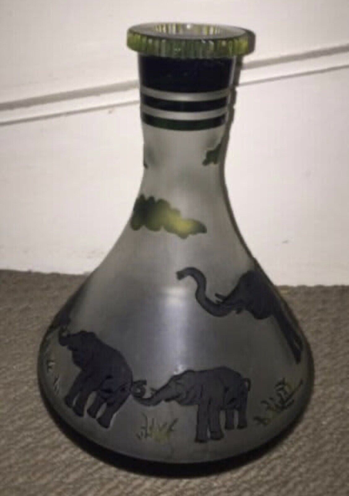 20cm GLASS BASE FOR AGILEH  or Ornamental Bottle - ELEPHANTS HAND ETCHED