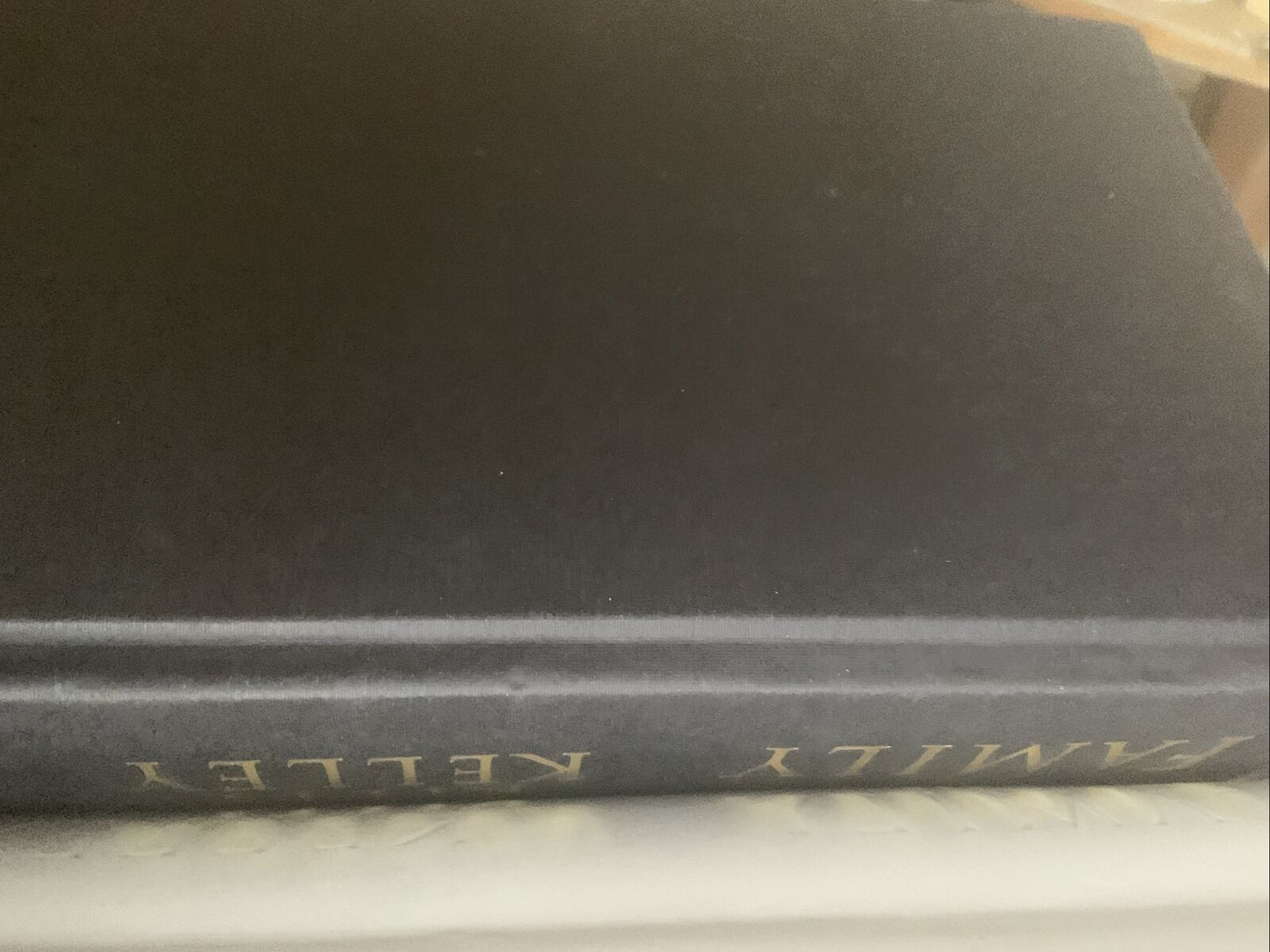 HC Book THE FAMILY The Real Story Of The Bush Dynasty by Kitty Kelley DJ 2004