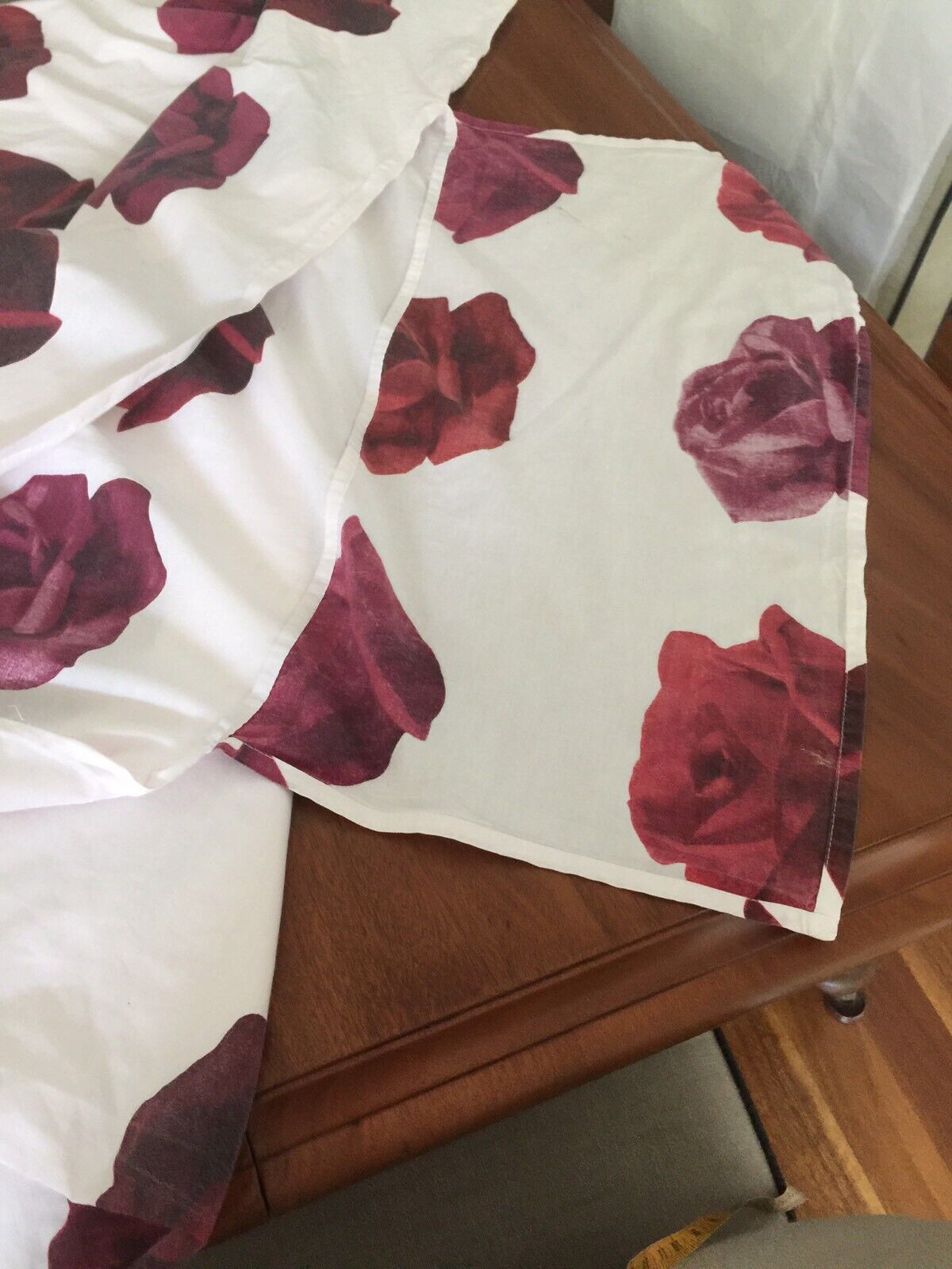 2x Vintage SB DAYBED Doona Quilt COVERS RED ROSES ALL COTTON 133cm W x 190cm L