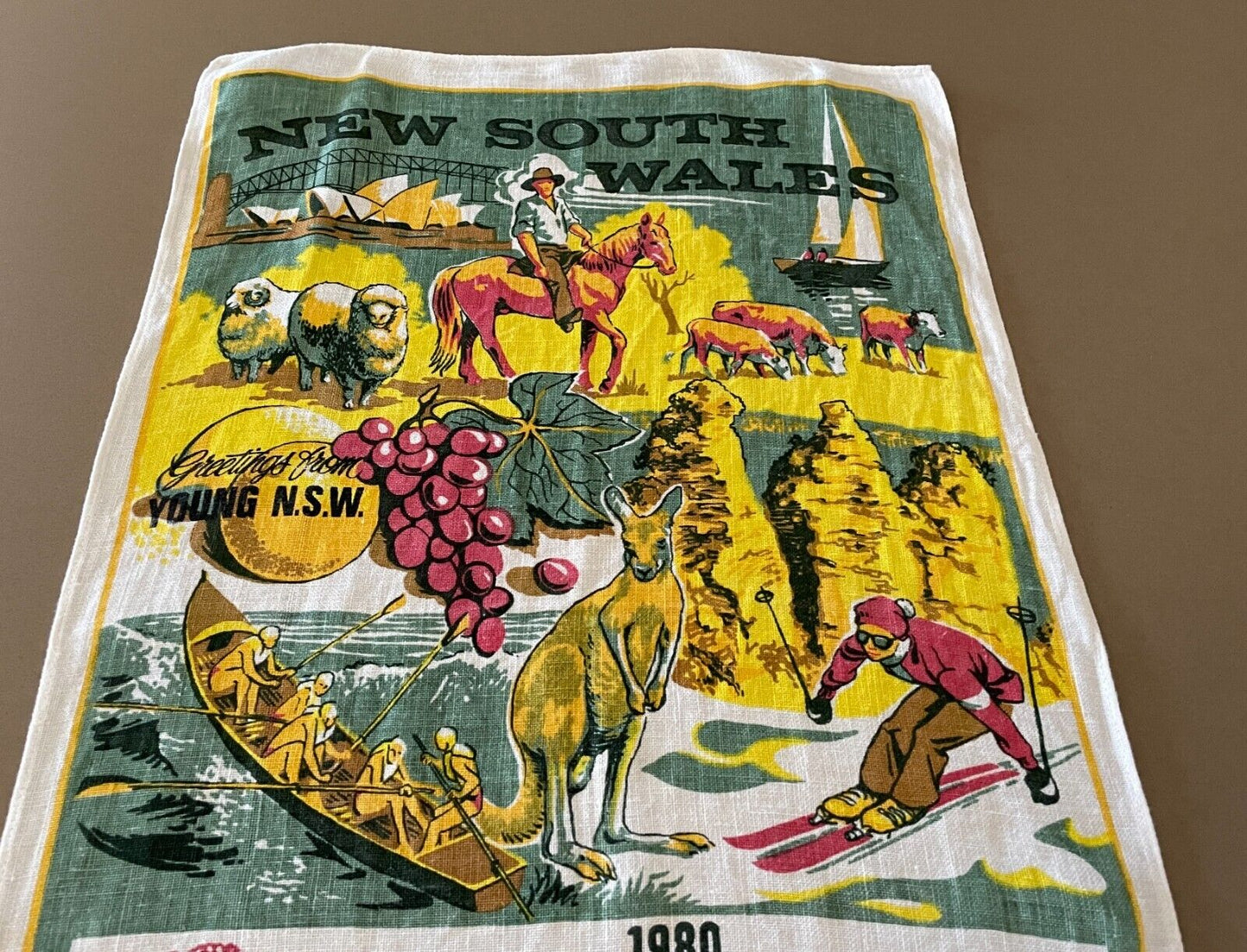 Vintage "1980" Tea Towel Young & NSW City & Country Scenes Calendar Year