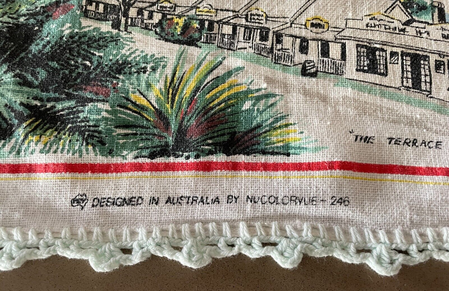 Vintage Tea Towel KIAMA NSW Australia Linen Souvenir Crochet Trim Nostalgic