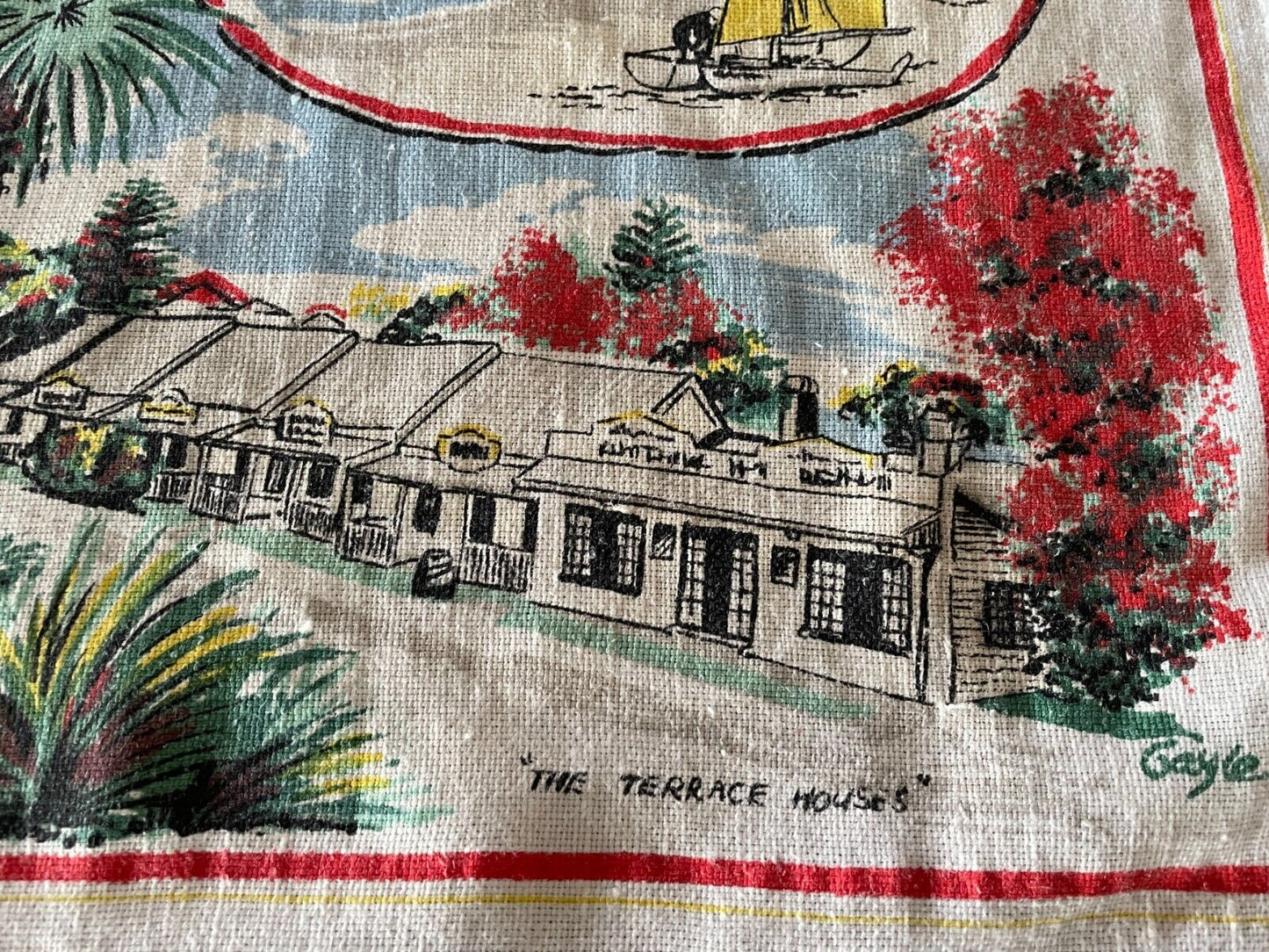 Vintage Tea Towel KIAMA NSW Australia Linen Souvenir Crochet Trim Nostalgic