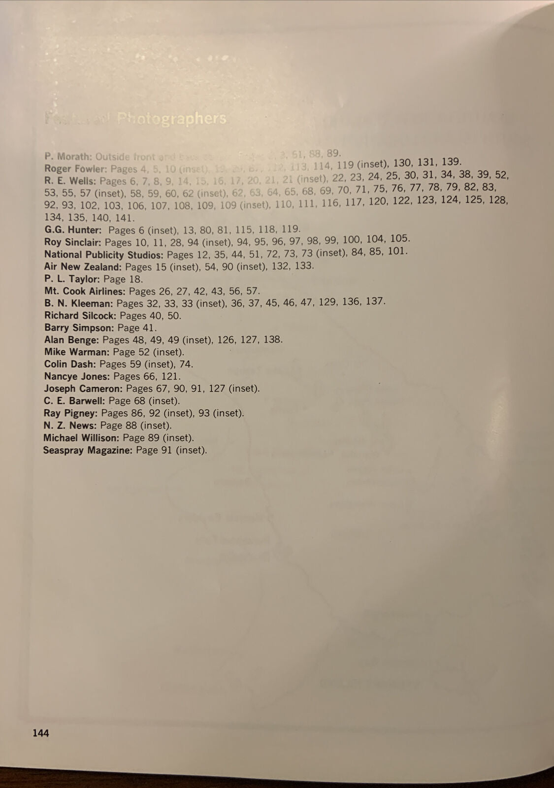 HC NZ Womans Weekly BEAUTIFUL NEW ZEALAND Photography 144pages 1982 1st Edition