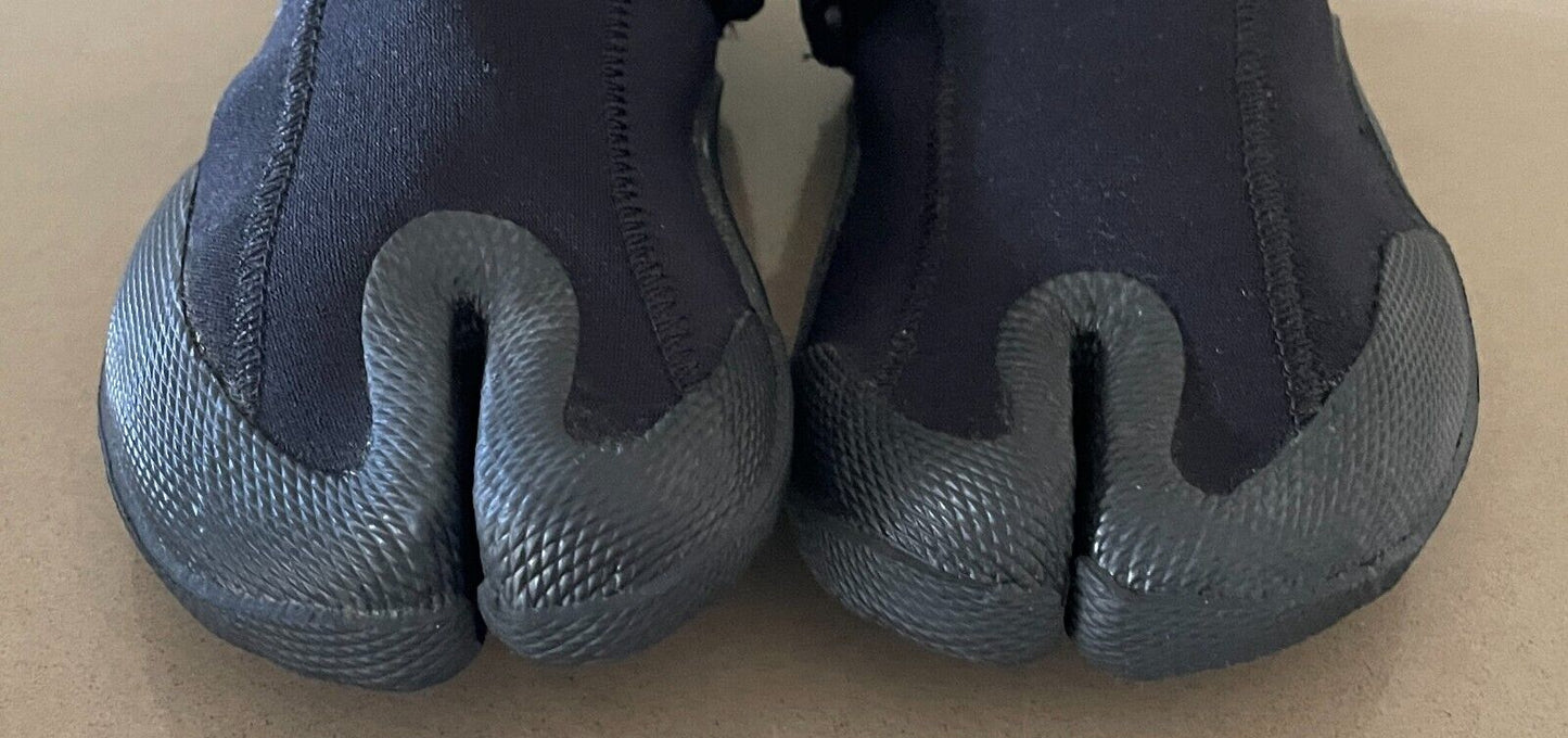 X RATED Aqua Reef Black Booties Boat XR-XSX Grip Split Toe Non Roll Sz 6 22.5cm
