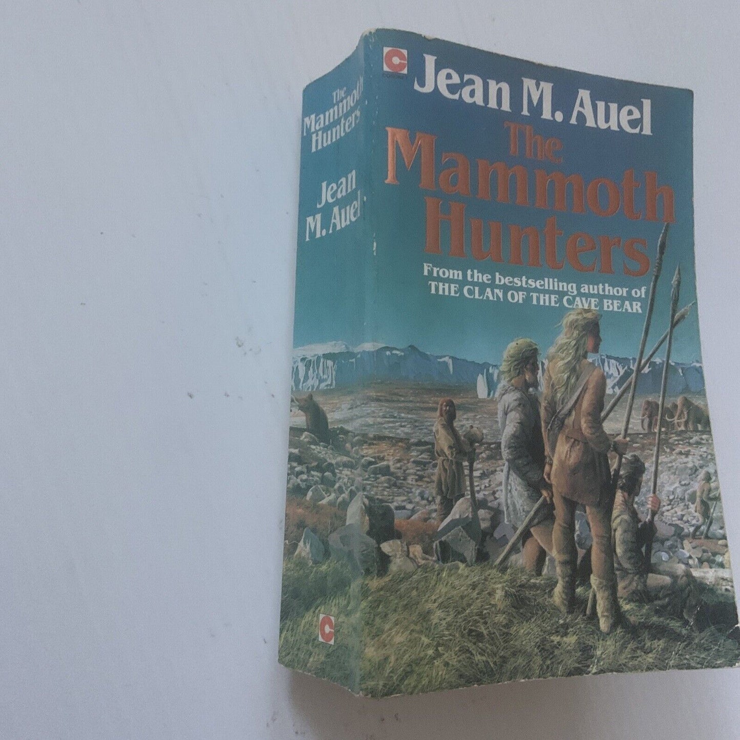 Fiction PB THE MAMMOTH HUNTERS Jean M Auel Earths Children #3 Historical Fantasy