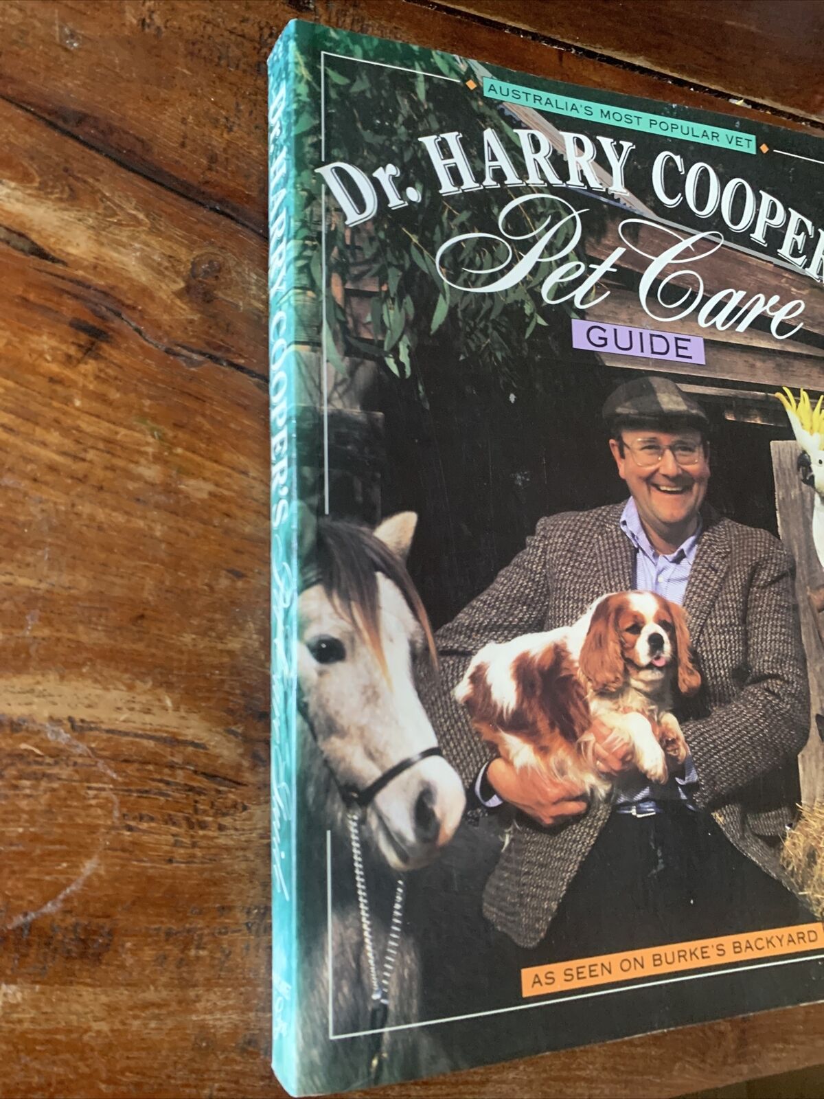 PB Dr HARRY COOPER’S Pet Care Guide 1991 Australian TV Vet Burkes Backyard VTG