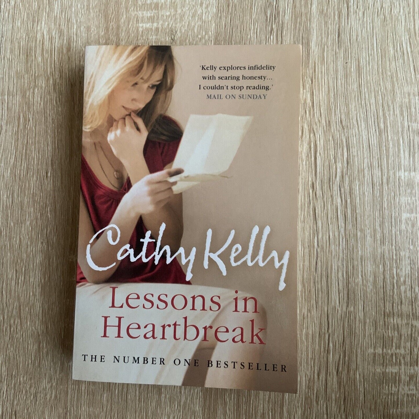 LESSONS IN HEARTBREAK Cathy Kelly Contemporary Romance Fiction Like New  2008