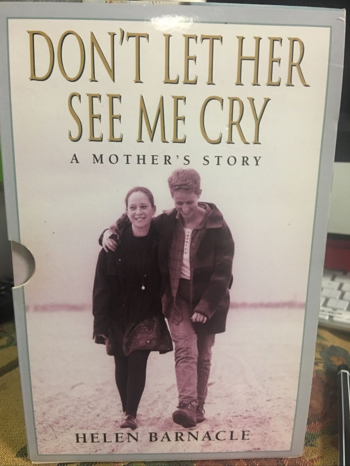 5 Book Set Don’t Let Her See Me Cry A Mother’s Story Helen Barnacle See List NEW