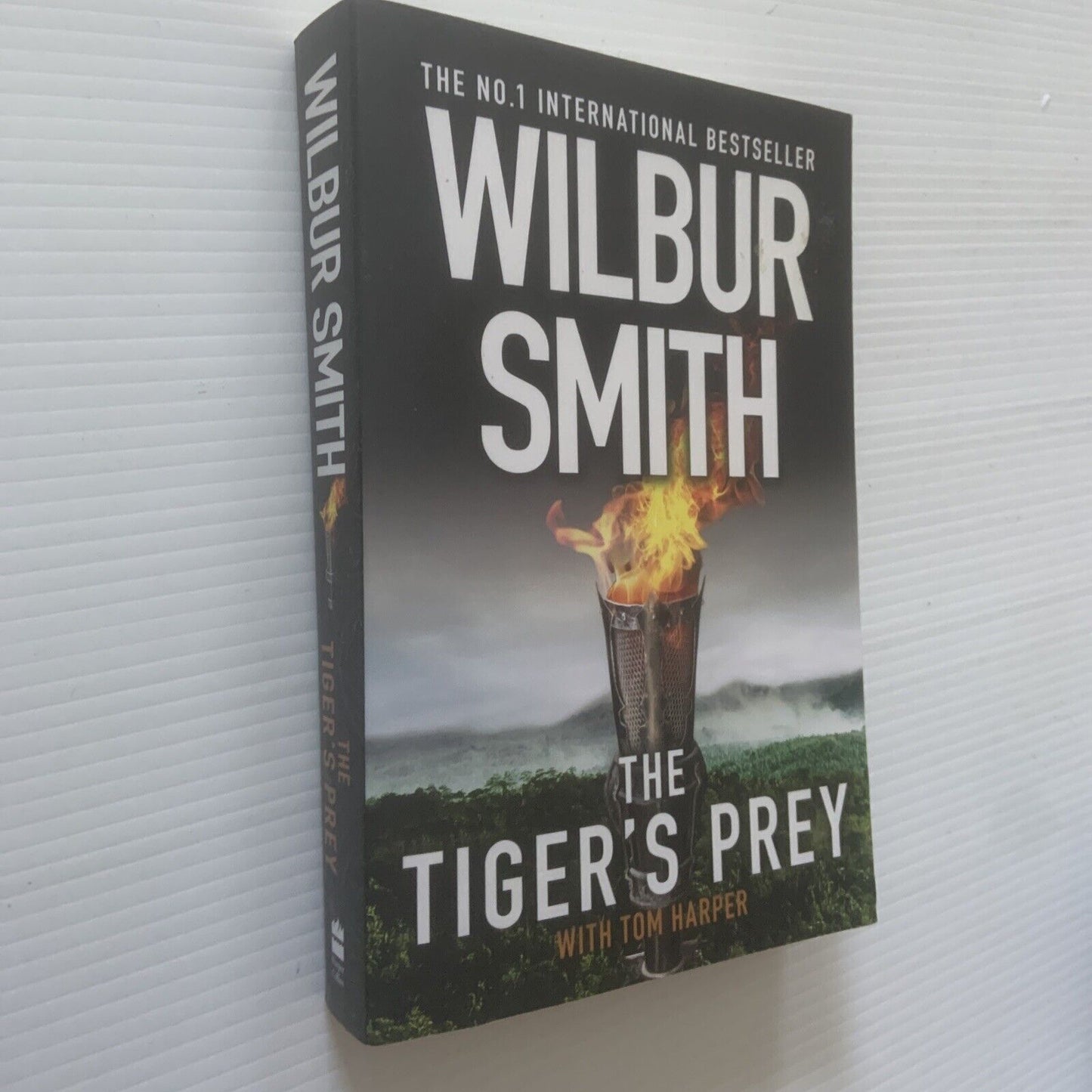 PB Book THE TIGER'S PREY Wilbur Smith 2018 Novel NEW