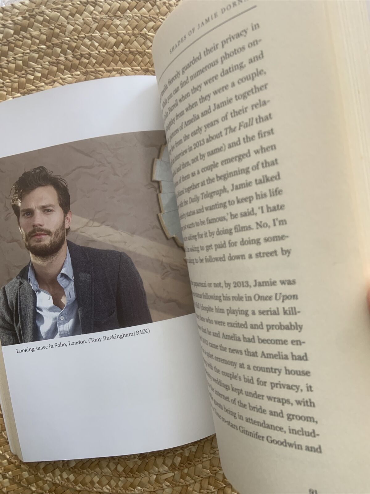 PB Book SHADES OF JAMIE DORNAN  by Jo Berry Biography Christian Grey 2015 NEW