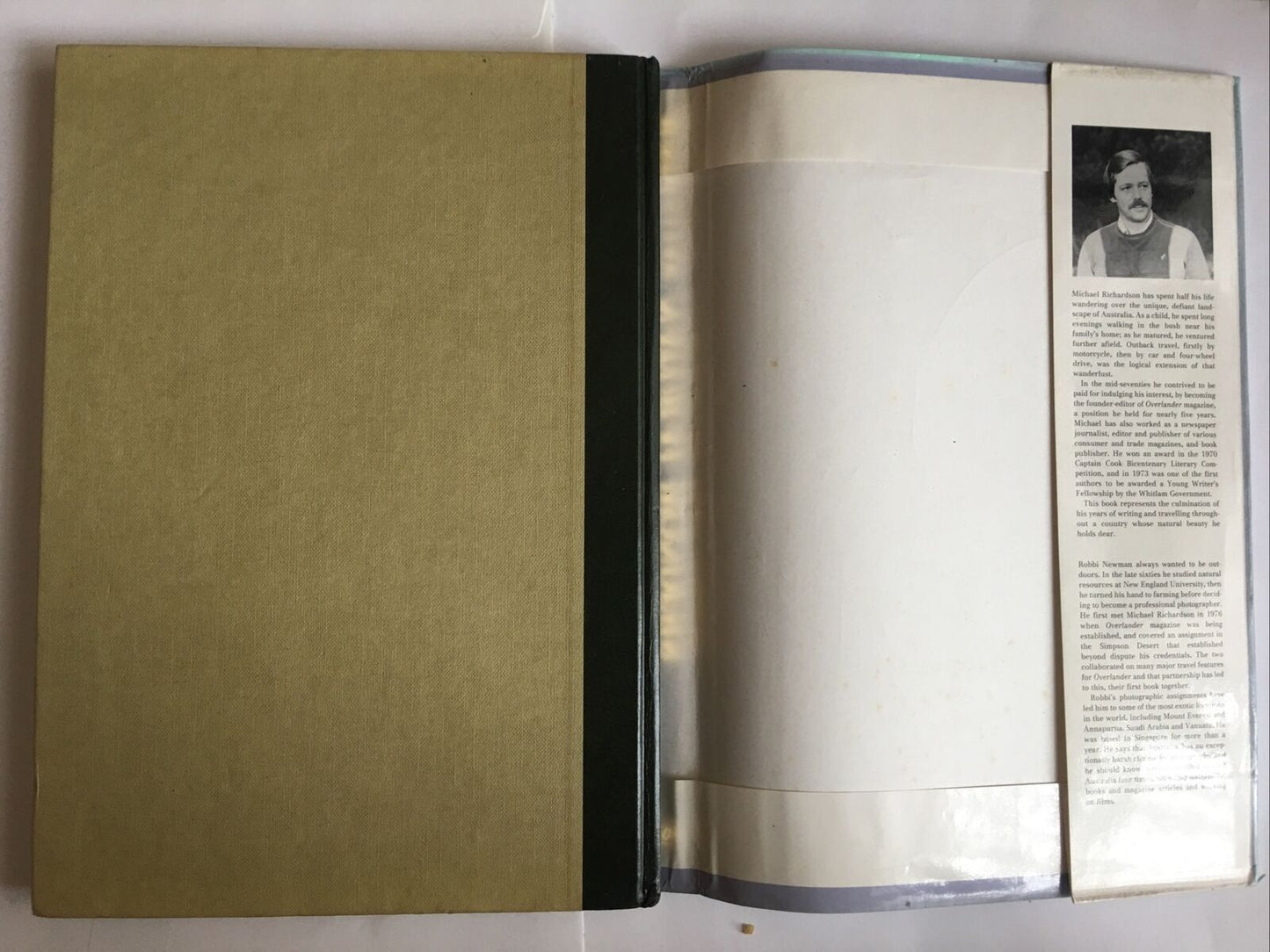 HC Book Australia's Natural Wonders Golden Press 1984 M Richardson Large