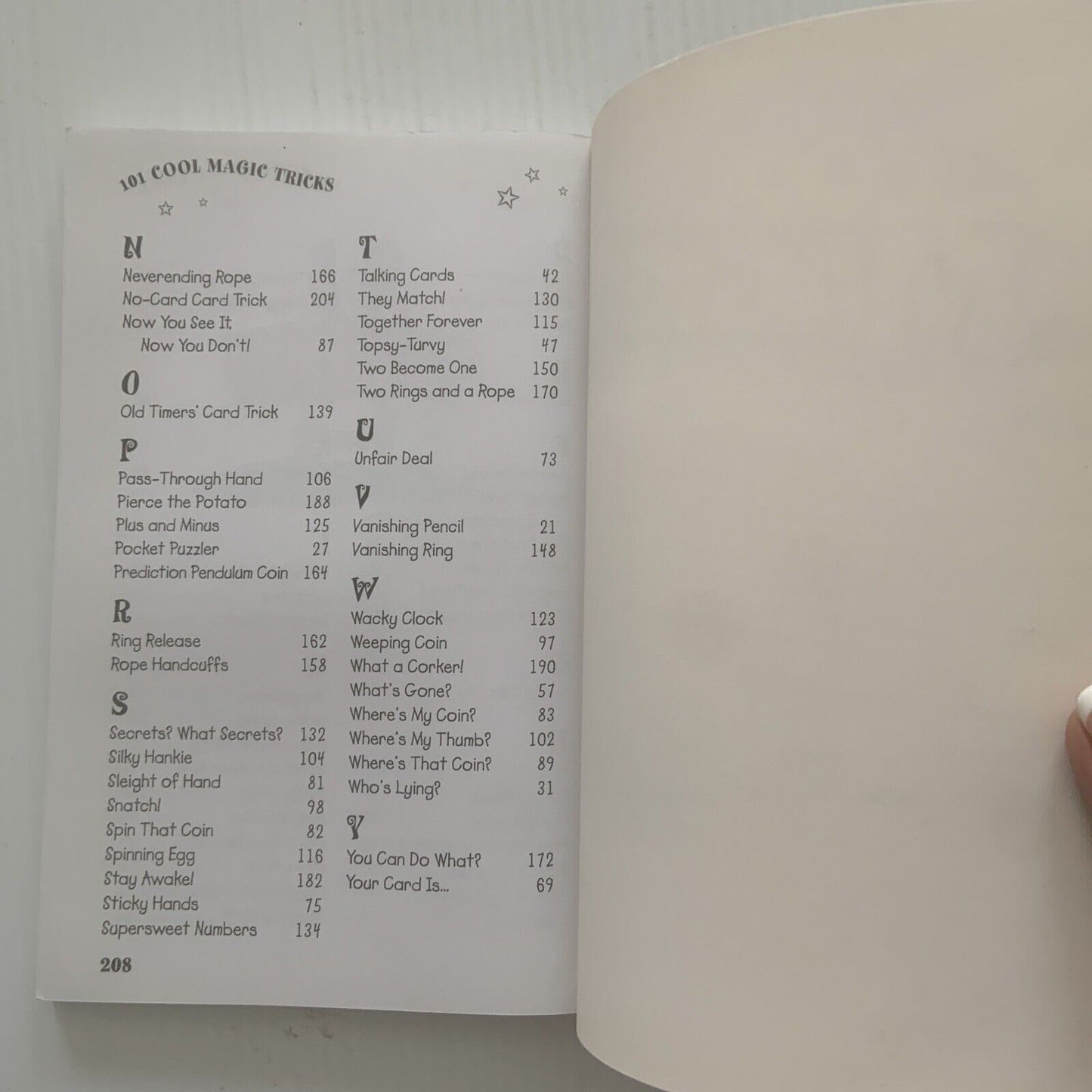 PB Book 101 Cool Magic Tricks Instructions  Crease on Cover 2013 Hinkler