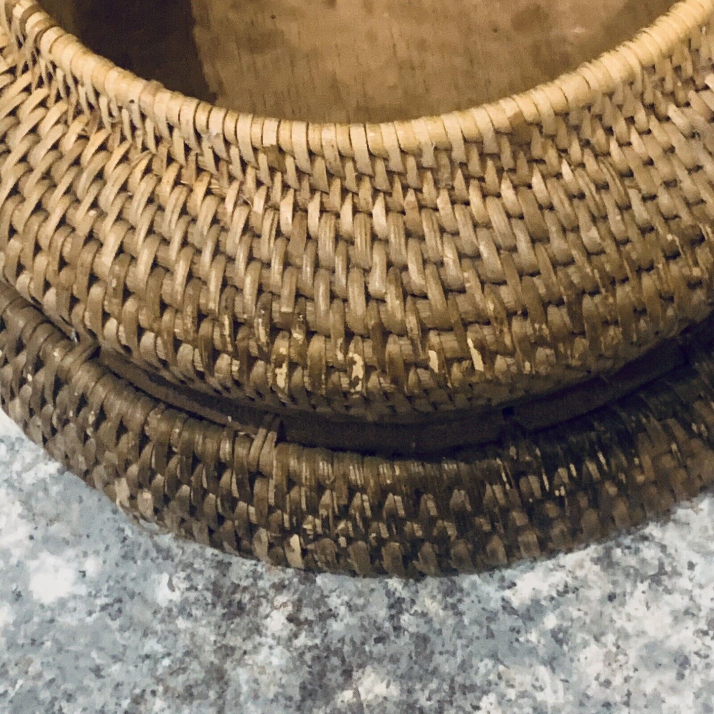 Vintage Carved Basket 23cm IGUANA Handmade Wood Rattan w Lid Tribal Indigenous