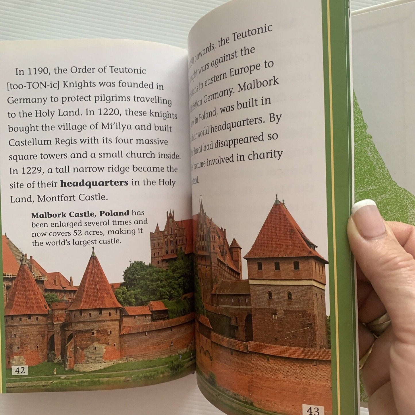 Knights and Castles DK Readers: Level 3 by DK Publishing Rupert Matthews HC