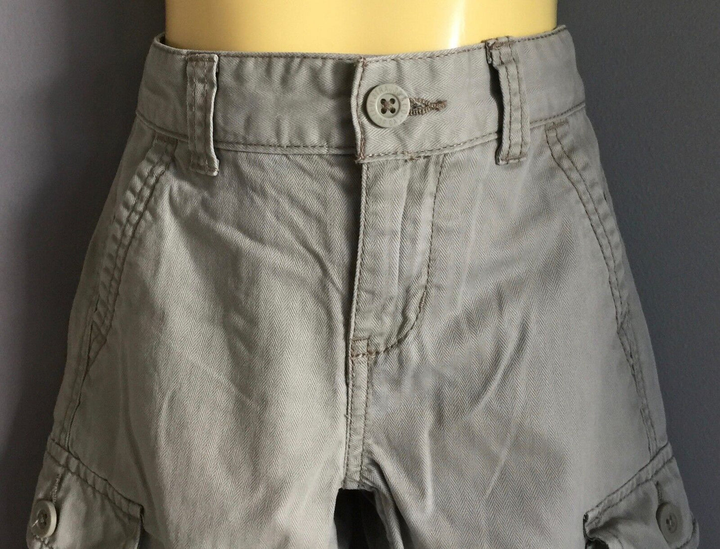 Boys LEVIs Light Khaki Cargo Shorts Size 3 - 4 yrs Smart Casual