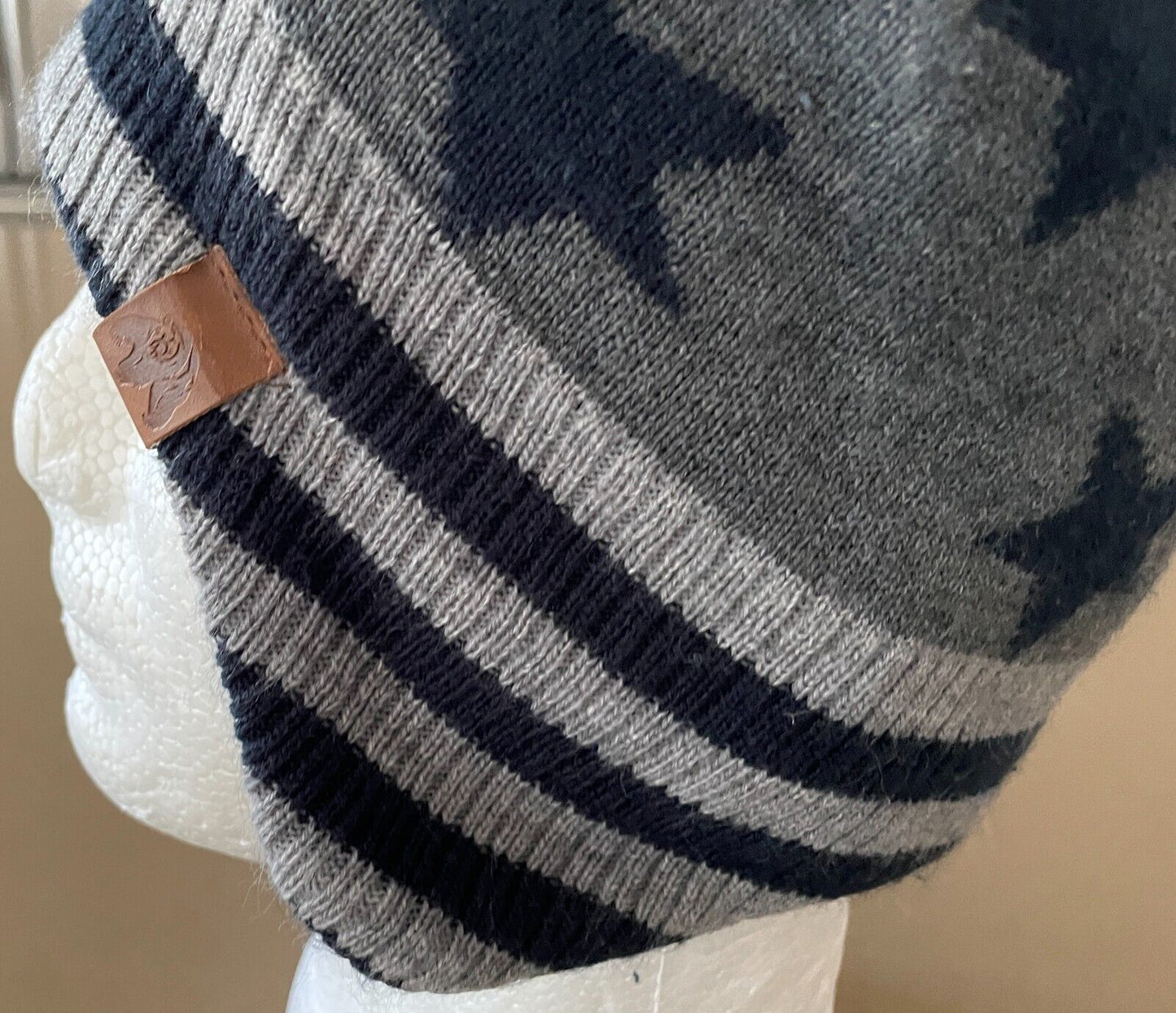 H&M Knit Beanie Boys Navy Grey Stars & Stripe Trapper Style Hat Size 5 8 yr