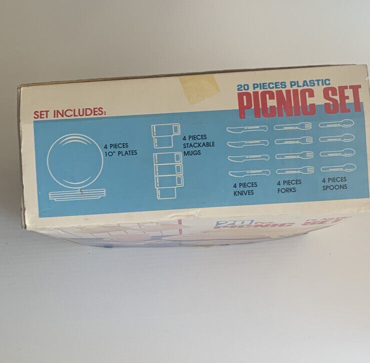 MCM Yellow 20 Piece Plastic Picnic Set 4 Person New in Box Made in Hong Kong NOS