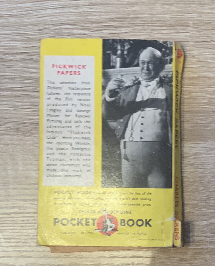 PB PICKWICK PAPERS 2 Pocket Book of The Film 16 Pages Illustrations 1958 Vintage