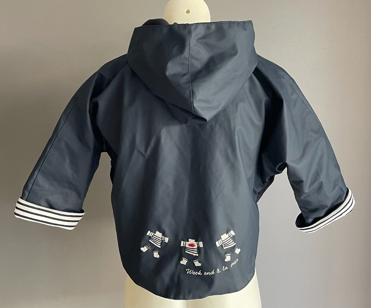 WEEKEND A LA MER Navy Rain Cape Size 23M Hoody Polar Fleece Lined Unisex