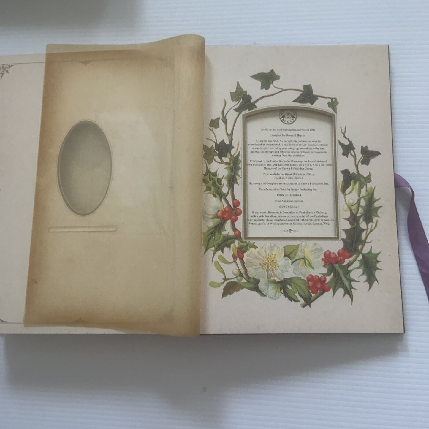 Photograph Album THE LANGUAGE OF FLOWERS  1992 Foxing Tanning 29x20.5cm PHOTO