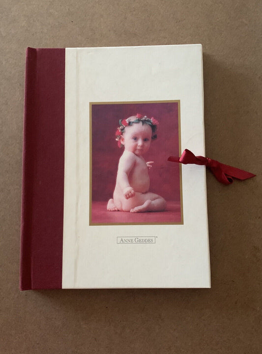 Photograph  Album ANNE GEDDES Magic Moments Baby 16 Photo Spaces 1997 HC Ribbon