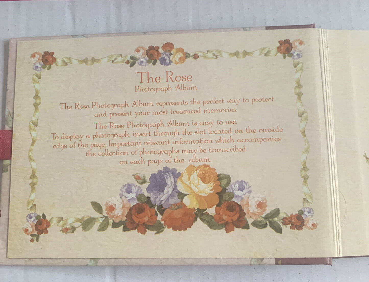 Photograph Album KIKY CREATIVE The Rose Oval Borders 1997 Die Cut Slide In Pics