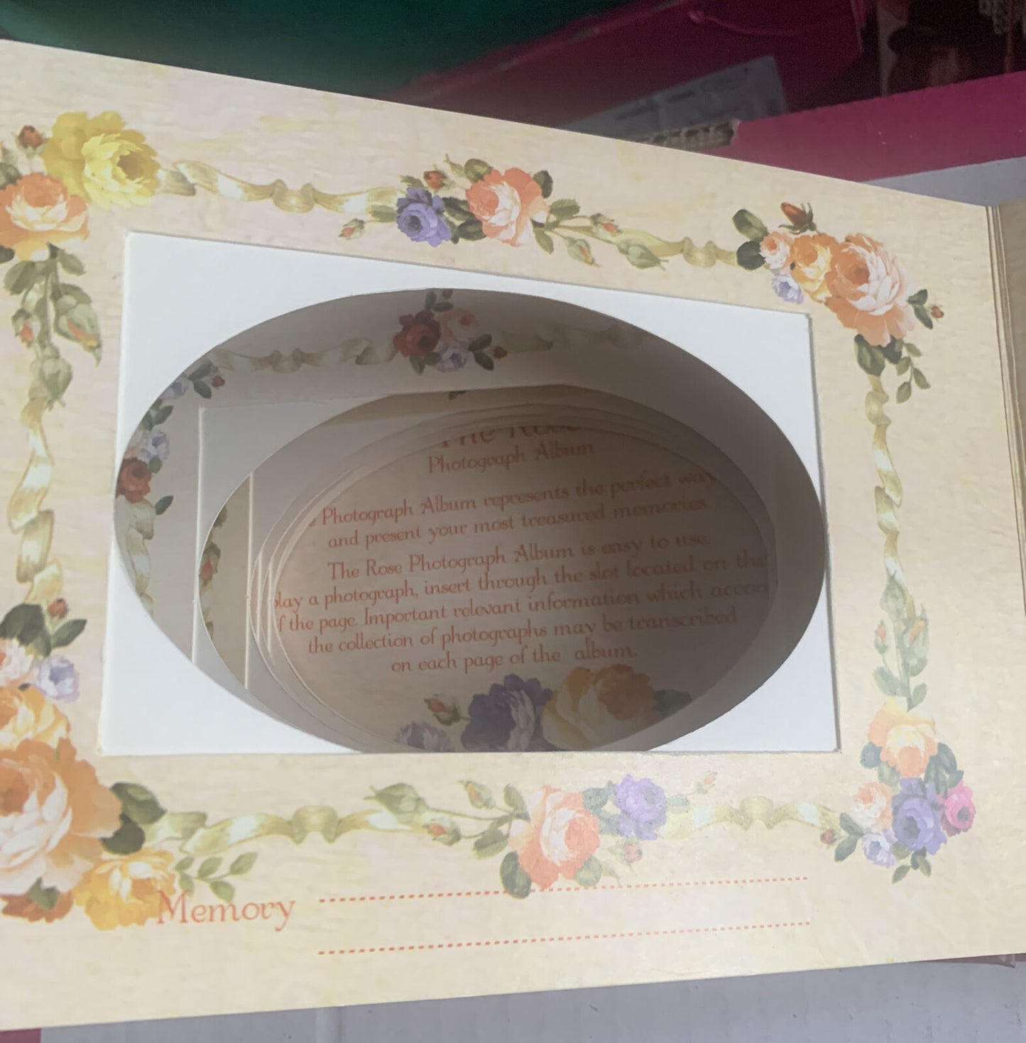 Photograph Album KIKY CREATIVE The Rose Oval Borders 1997 Die Cut Slide In Pics
