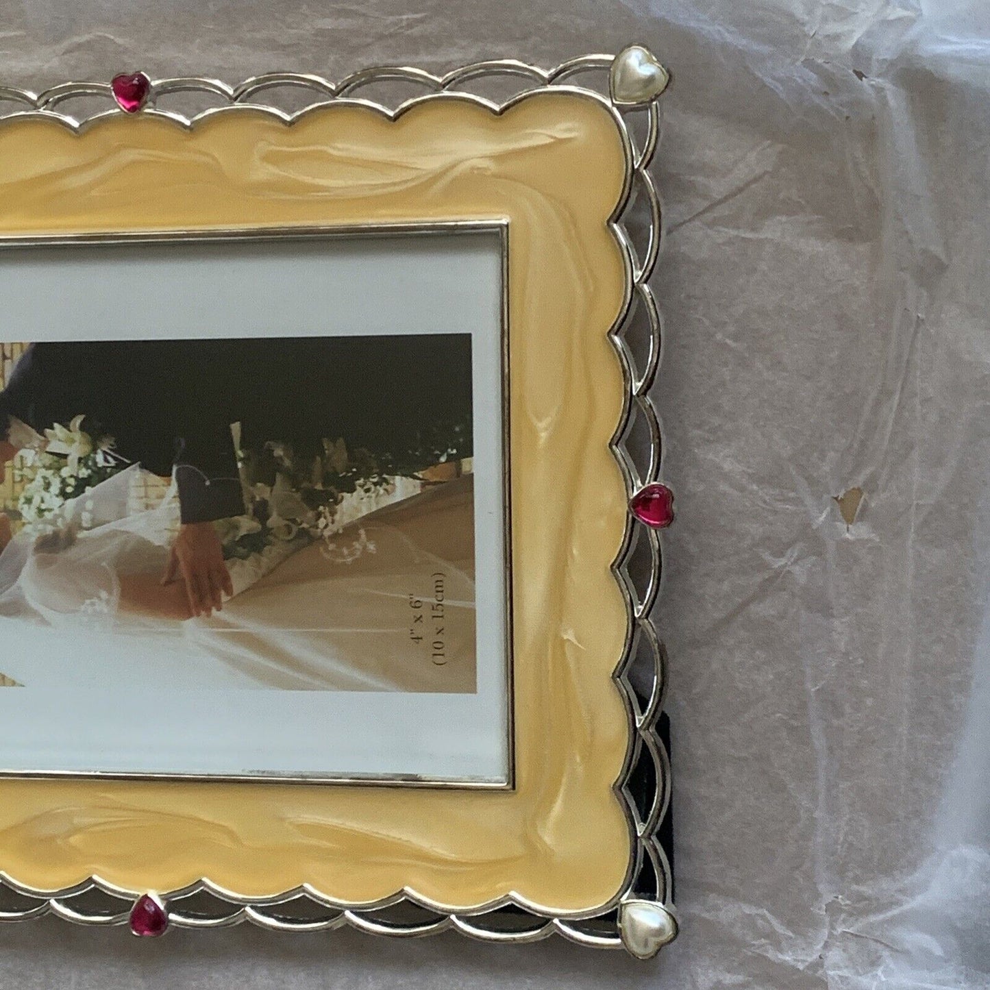 Metal Photo Frame Hand Polished & Yellow Lacquer Coated Wedding Box 10 x15cm NEW