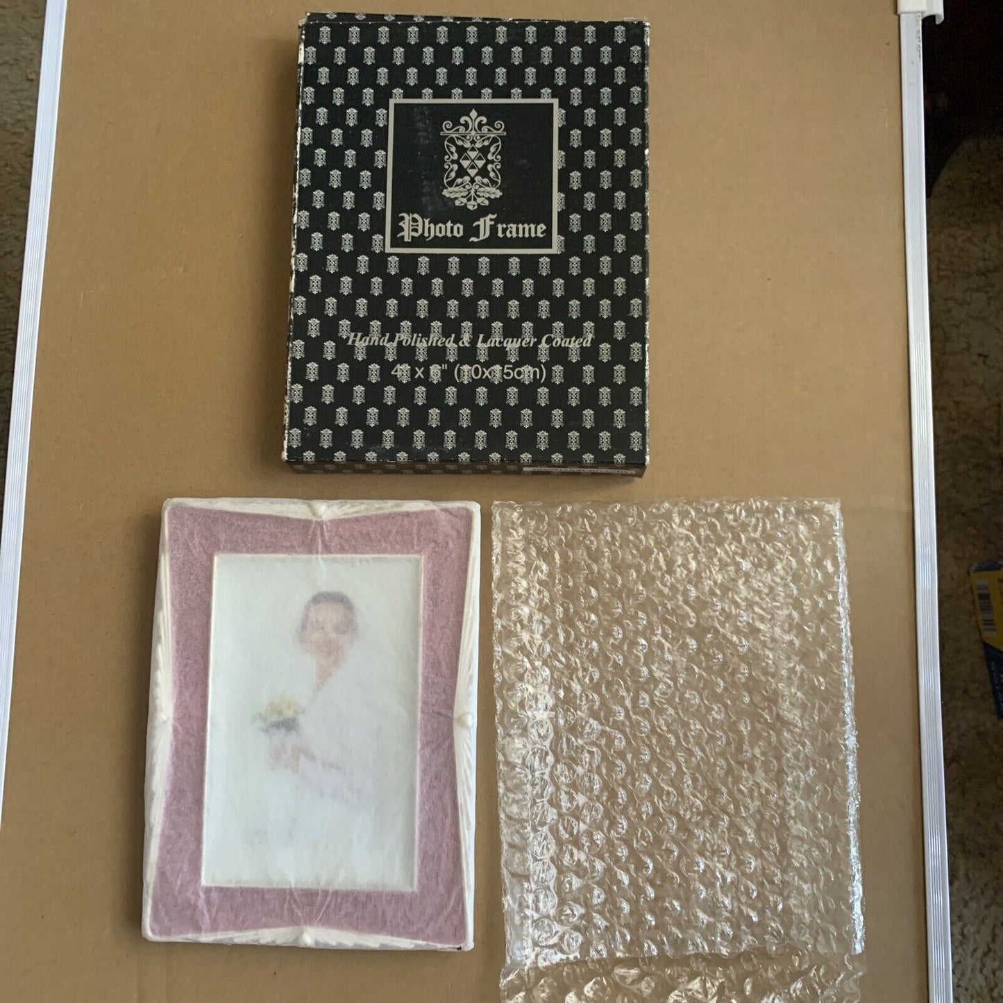 Metal Photo Frame Hand Polished & Red Lacquer Coated Wedding GiftBox 10x15cm NEW