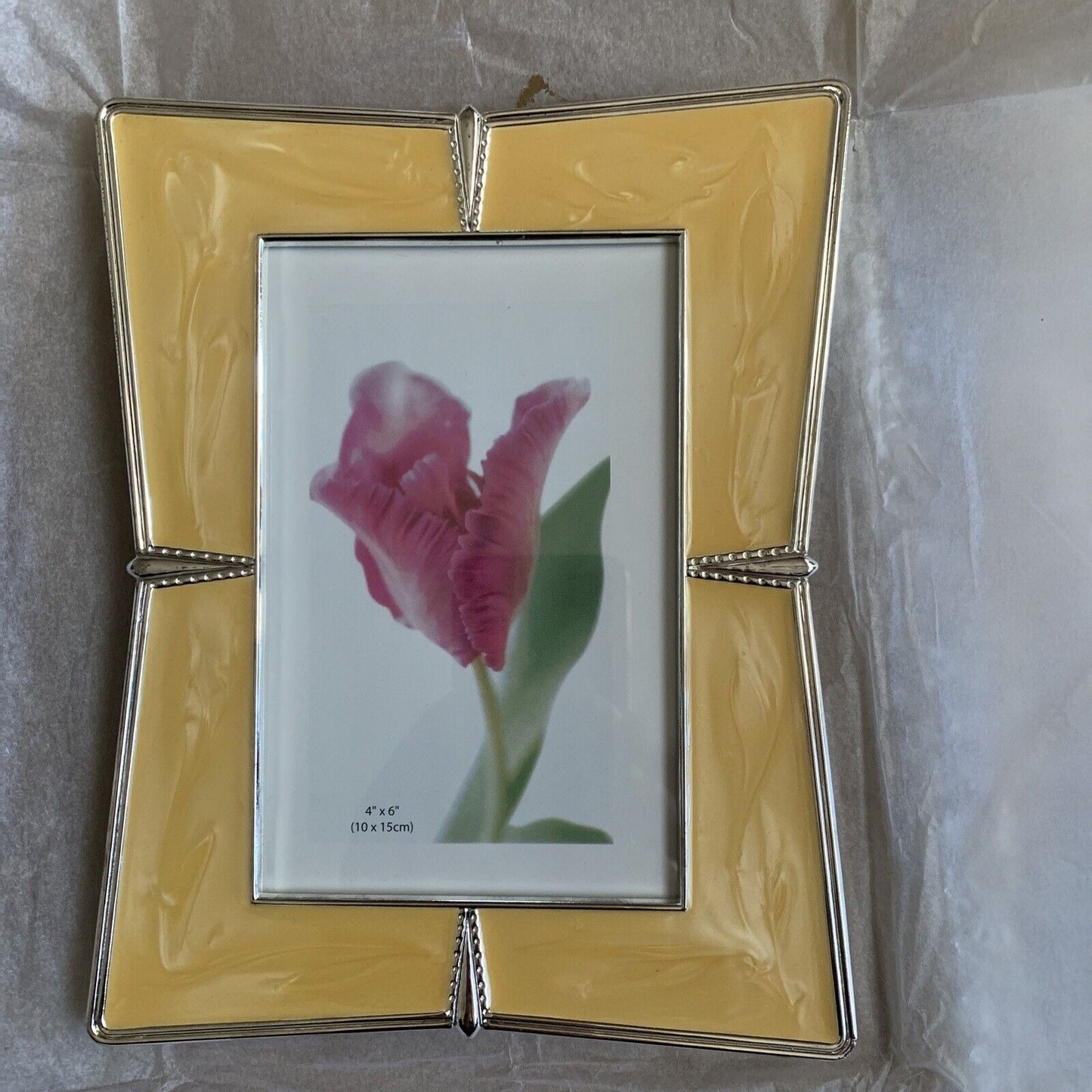 Metal Photo Frame Hand Polished & Yellow Lacquer Coated Gift Box 10x15cm NEW