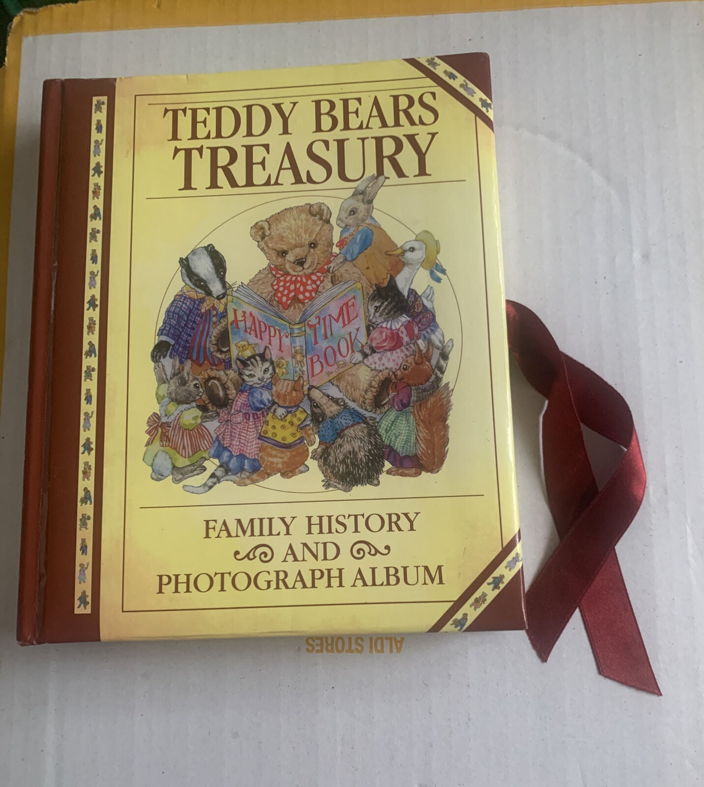 Photograph Album TEDDY BEARS TREASURY Family History  Unused  Board Book 1997
