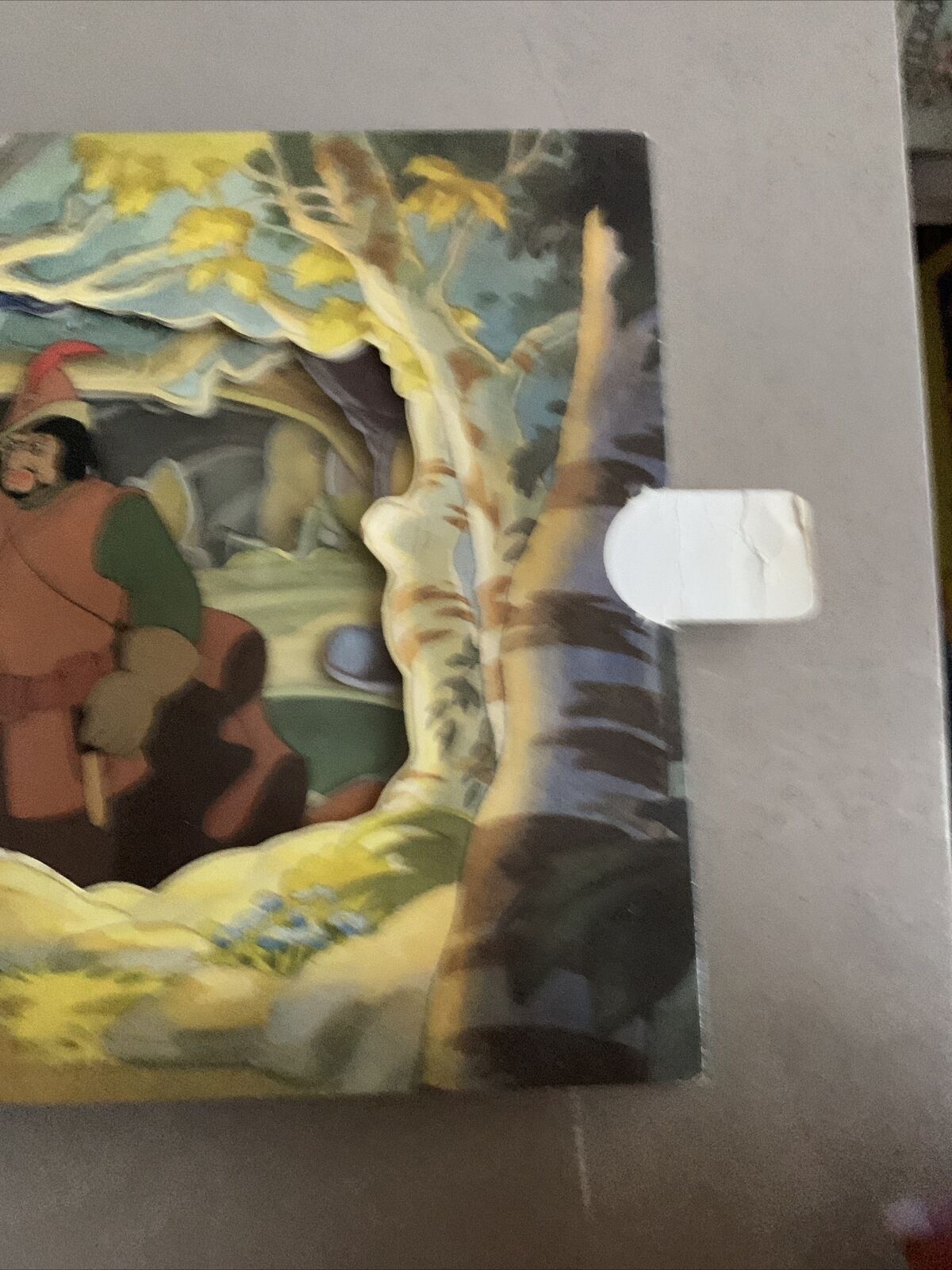 Vintage HC SNOW WHITES ESCAPE Movable Acetate Window Hidden Characters Board