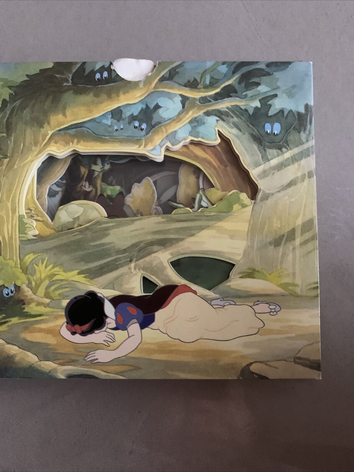 Vintage HC SNOW WHITES ESCAPE Movable Acetate Window Hidden Characters Board