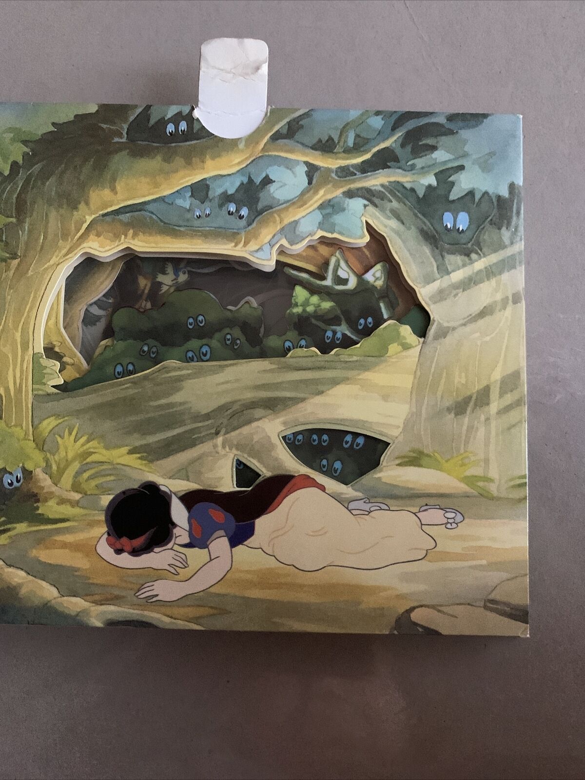 Vintage HC SNOW WHITES ESCAPE Movable Acetate Window Hidden Characters Board