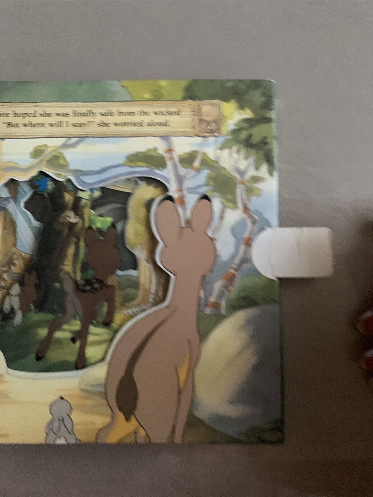 Vintage HC SNOW WHITES ESCAPE Movable Acetate Window Hidden Characters Board